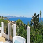 Les Brisants 2977 Villa